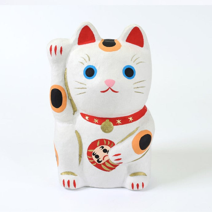 Maneki-neko de papel maché con daruma